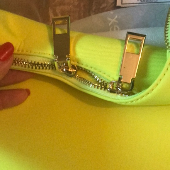 Alex•Max Thursday bag - Picture 4 of 8